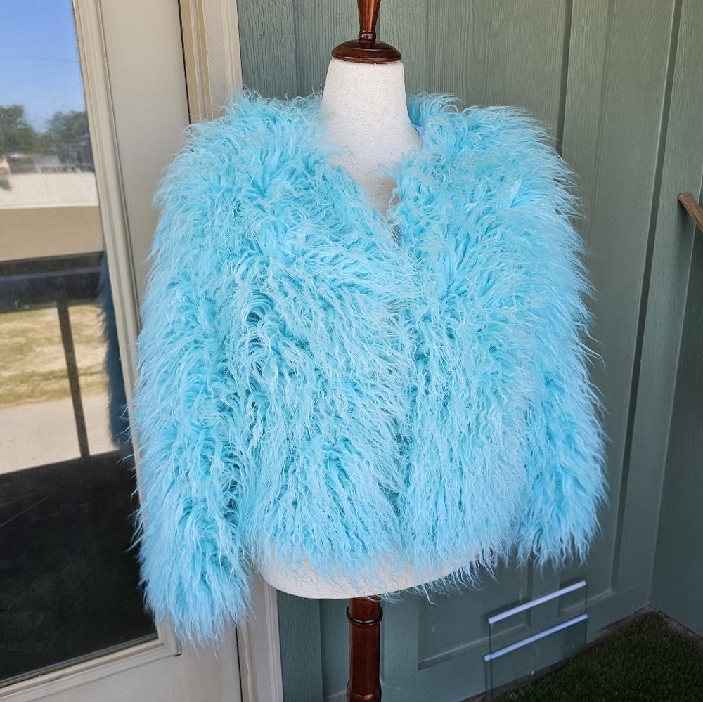 fur coat